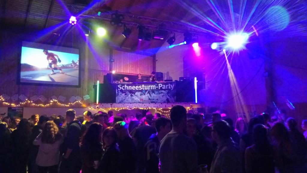 Schneesturmparty