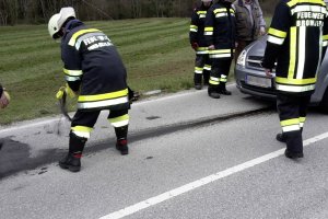 Beseitigen einer Ölspur am 01.04.2016